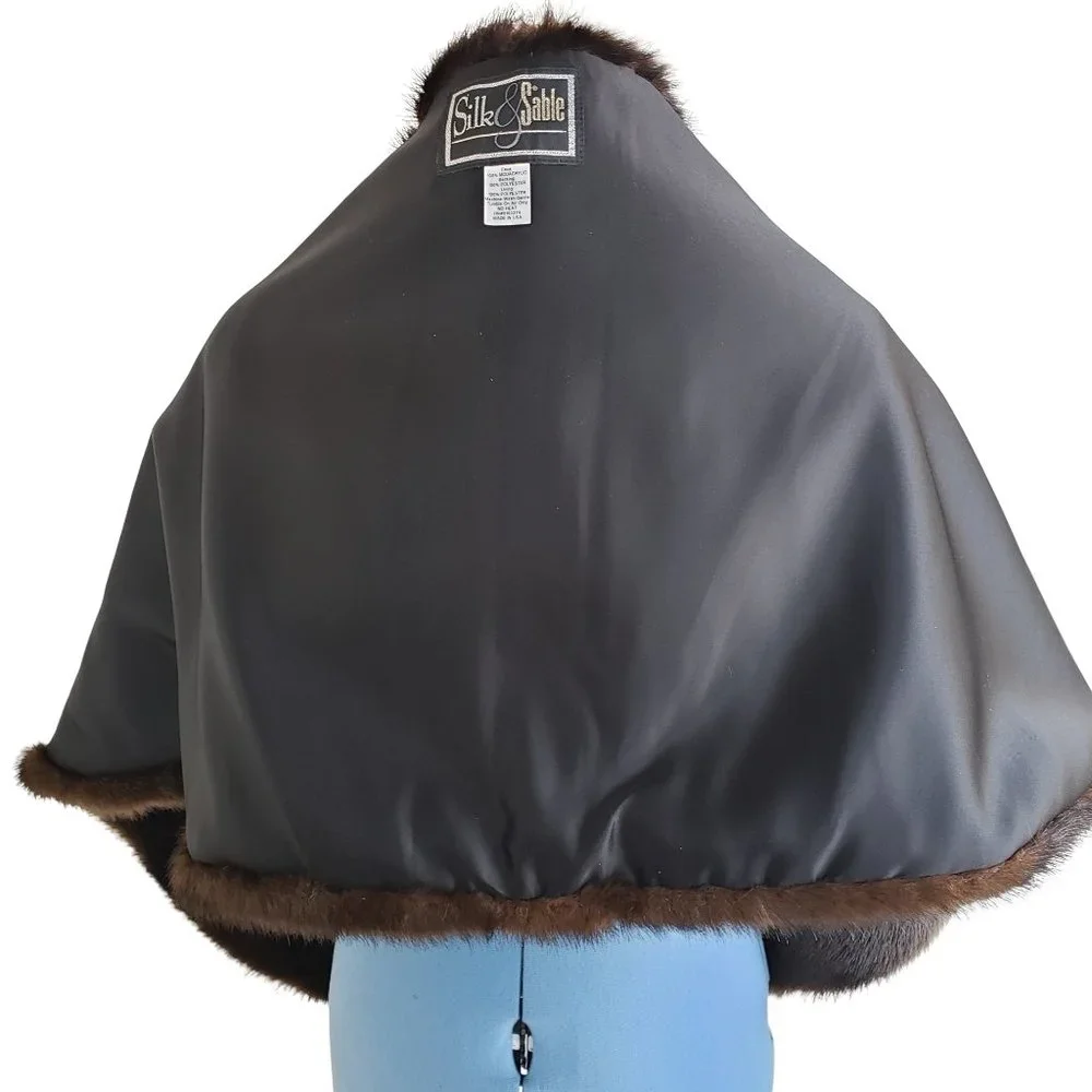 2000s to modern Faux Fur Stole made by Silk and Sable - Picture 8 of 9